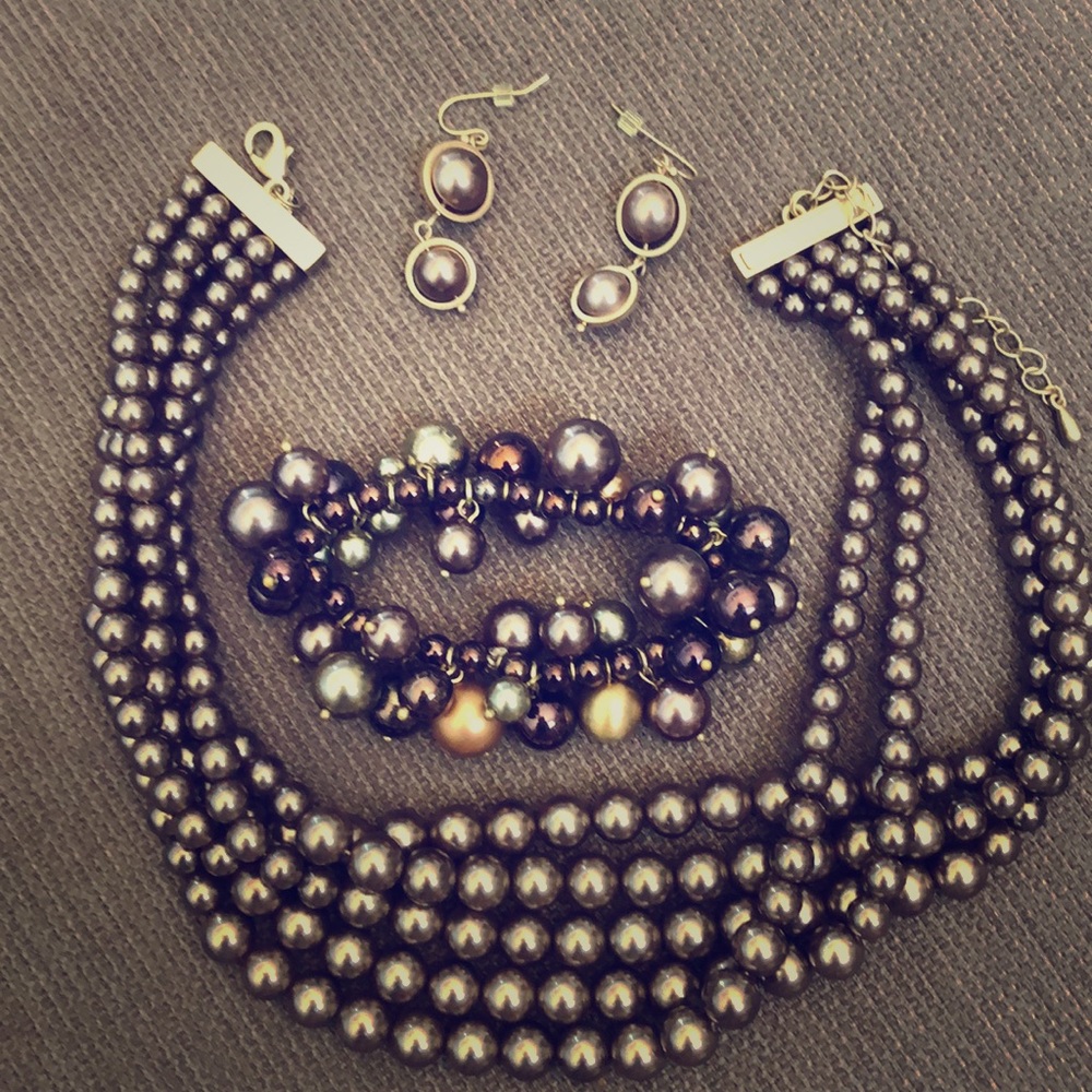 Lia Sophia Necklace, bracelet,earring set